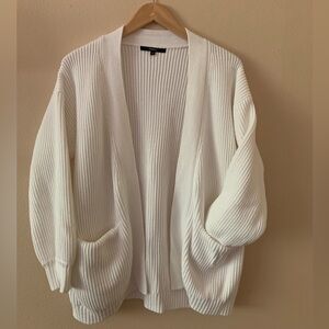 Quince oversized ivory 100% cotton cardigan, size small with pockets